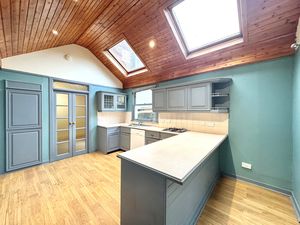 Photo 5- click for photo gallery